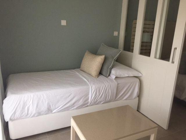 Freij Hotel & Resort - Adults Only Ayia Napa Ruang foto